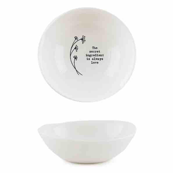 East of India 'Secret Ingredient' Medium Hedgerow Bowl White
