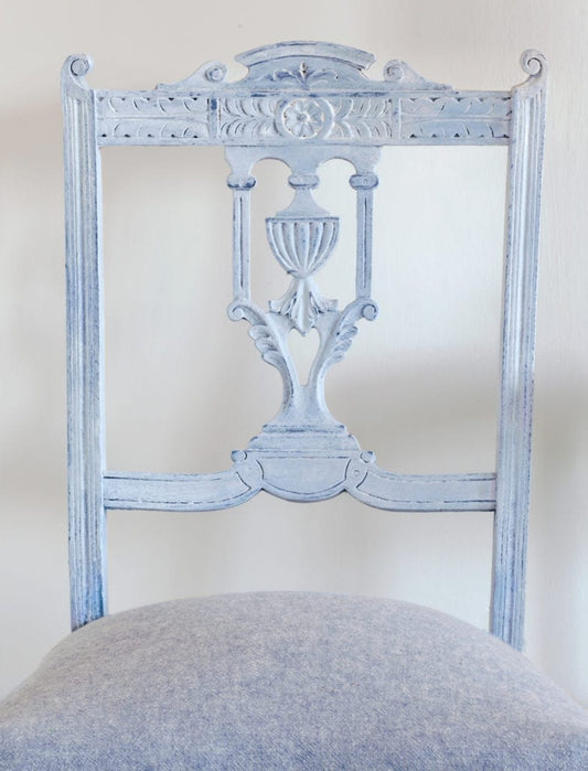 Old-Violet-and-White-Wax-Neoclassical-chair-with-Linen-Union-in-Old-Violet-Old-White-seat-cushion-1800