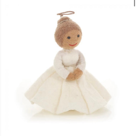 handmade-felt-christmas-angel-tree-topper