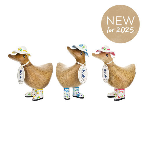 british-flower-ducky-with-daffodil