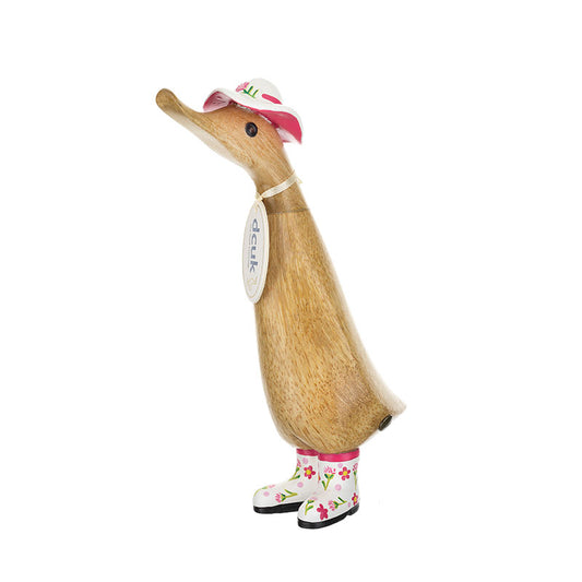 british-flower-duckling-with-carnation