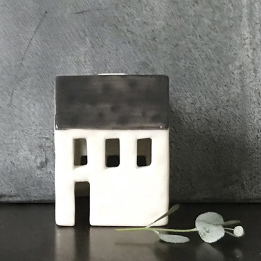 east-of-india-porcelain-tea-light-house 1