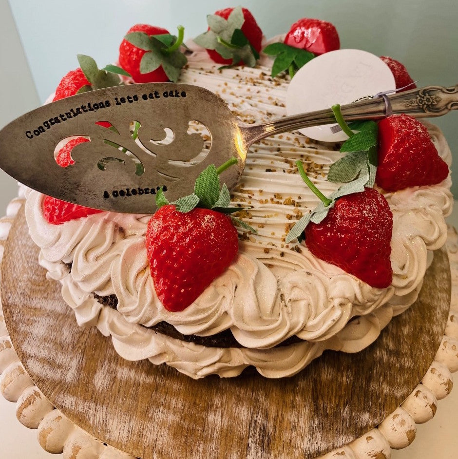 silver-plated-vintage-cake-slice