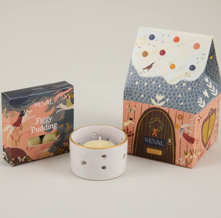 figgy-pudding-christmas-cottage