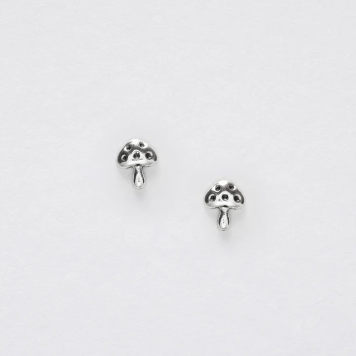 toadstool-boxed-card-with-earrings